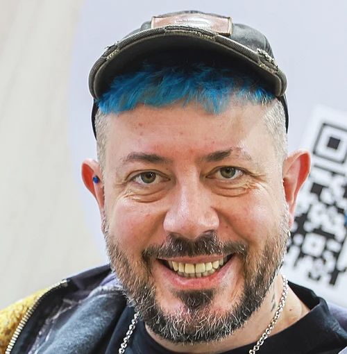 Артемий Лебедев